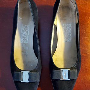 Ferragamo Vara Black Suede Flats Size 10.5 AA
